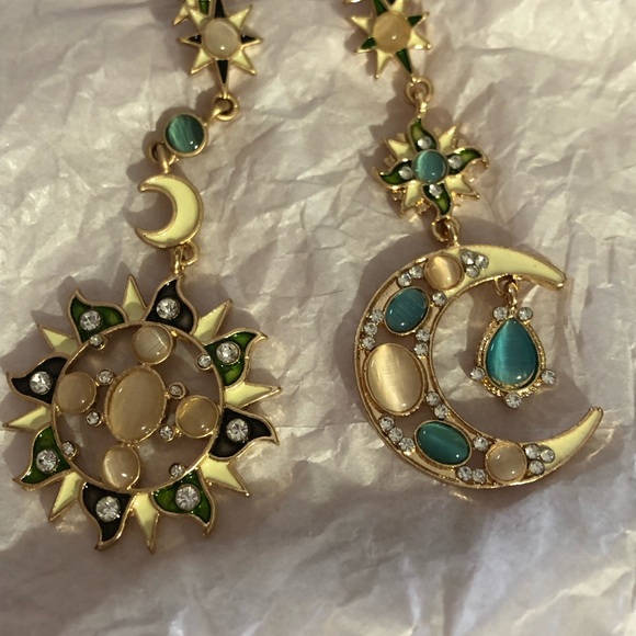 New Gold Tone Pink and Teal Celestial Jewelry Set - Picture 2 of 6